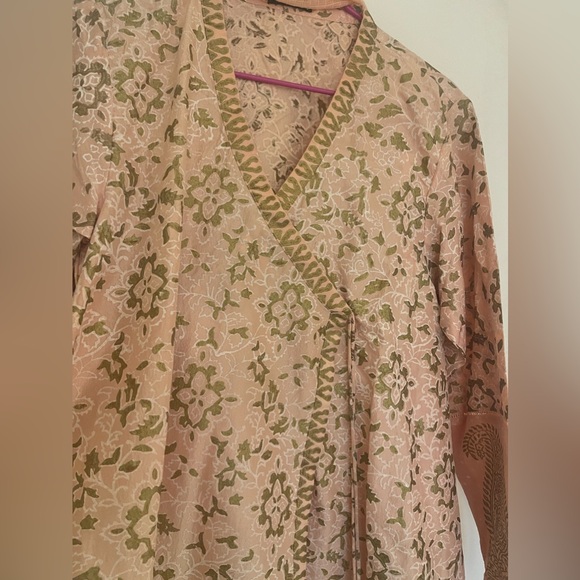 Sapphire Indian Pakistani desi angrakha - Picture 3 of 6